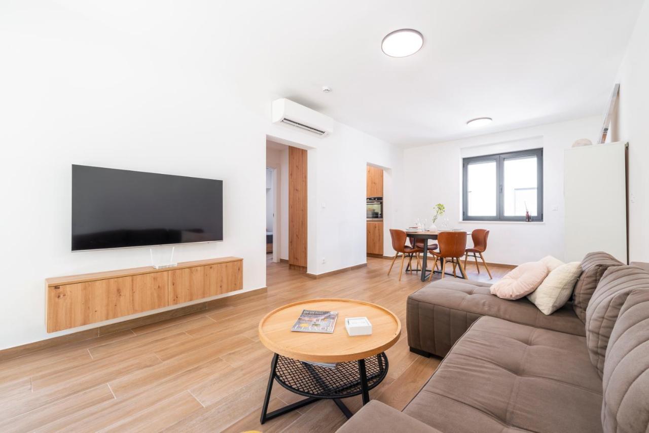 Apartment Emma ดูบรอฟนิก ภายนอก รูปภาพ